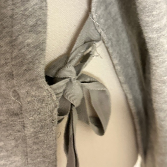 Honey Punch Gray Distressed Sweatshirt Size L - Picture 11 of 17